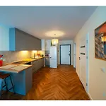 Azure Seaside & Center Apartment