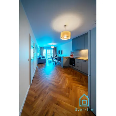 Apartment Azure Seaside & Center *