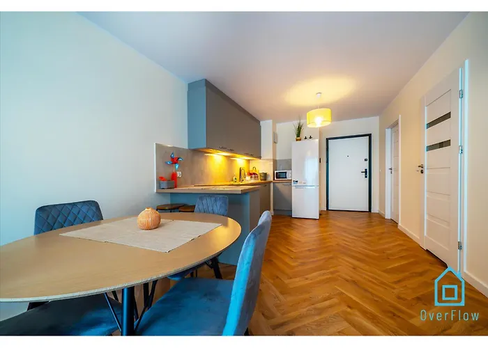 Azure Seaside & Center Apartment *